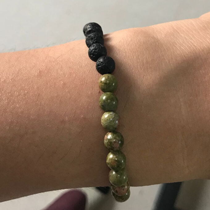 Flower Green Gemstone Diffuser Anti Anxiety Bracelet - Image 3