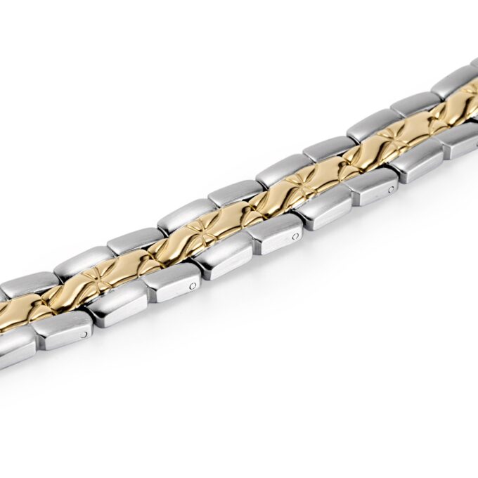 Therapeutic Magnetic Bracelet for Arthritis Pain Relief - Image 3